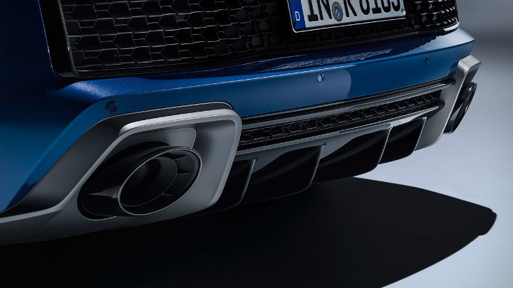 Audi R8 Back